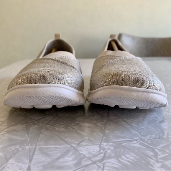 NWT Lands’ End Gatas Comfort Step Slip-On Metallic 7.5 - Picture 3 of 11